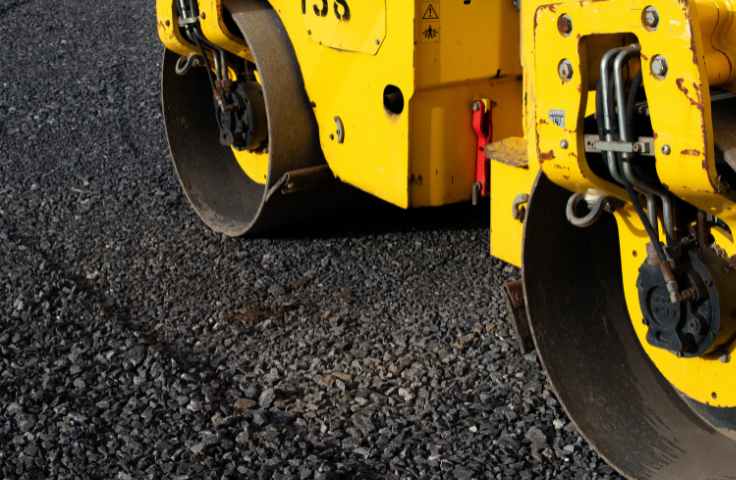 Levelling and compacting